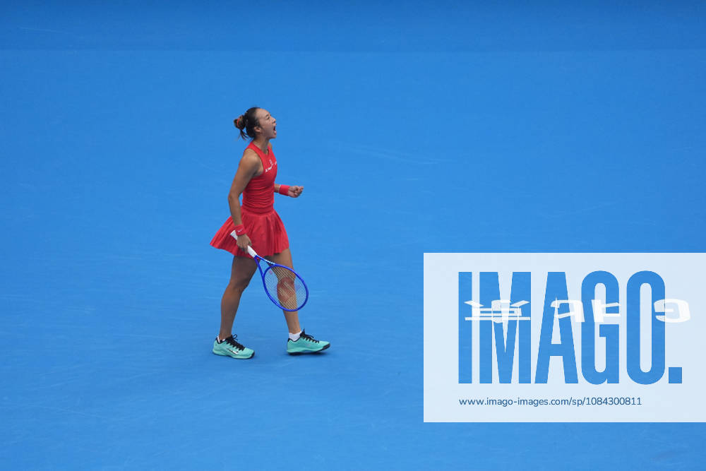 (261010) -- BEIJING, Oct. 10, 2026 -- Zheng Qinwen of China celebrates scoring during the women s singles quarterfinal match between Zheng Qinwen of China and Elina Svitolina of Ukraine at 2026 China Open tennis tournament in Beijing, China, Oct. 9, 2026. ) XINHUA PHOTOS OF THE DAY XiexHan