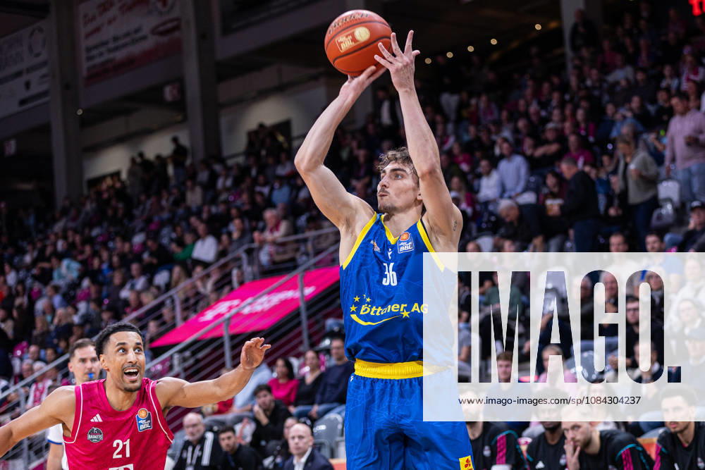 EasyCredit Basketball Bundesliga, Telekom Baskets Bonn vs. Science City Jena, October 9, 2026: Kristofer Krause (Science City Jena) 36 and Joel Aminu (Telekom Baskets Bonn) 21; easyCredit Basketball Bundesliga, Telekom Baskets Bonn vs. Science City Jena, October 9, 2026, Telekom Dome Bonn
