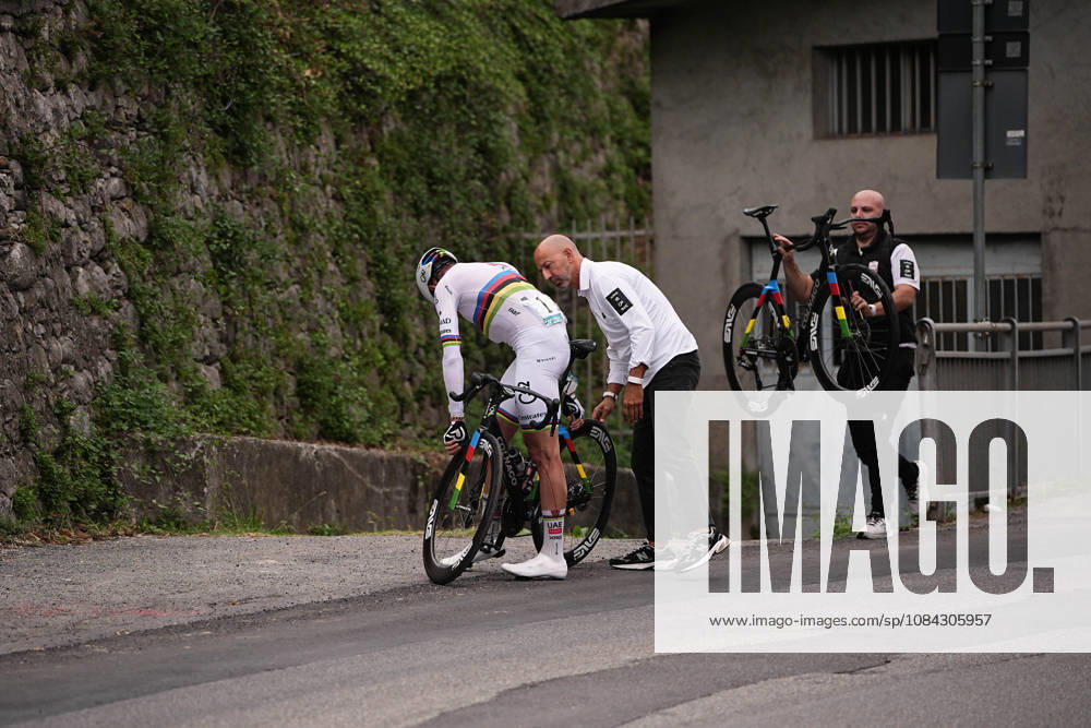 Brandon McNulty (USA) of UAE Team Emirates makes a bike change during the 120th edition of the Il Lombardia, Tour of Lombardy cycling race, a 239 km one day race from Bergamo to Como on October 10, 2026, Italy.