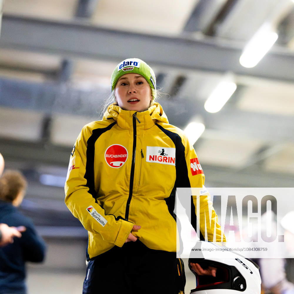 GER, Bobsleigh, Season 26–27, Women, Central Performance Test in Bobsleigh: Push Test. As is tradition, the German bobsleigh pilots and their pushers gathered in Oberhof for a showdown. 98559 Oberhof LOTTO Thuringia EISARENA Oberhof Training Hall Start Facility Thuringia Germany
