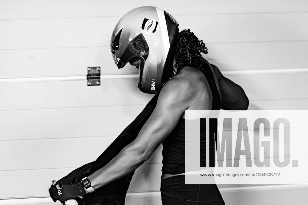 GER, Bobsleigh, Season 26–27, Women, Central Performance Test in Bobsleigh: Push Test. As is tradition, the German bobsleigh pilots and their pushers gathered in Oberhof for a showdown. 98559 Oberhof LOTTO Thuringia EISARENA Oberhof Training Hall Start Facility Thuringia Germany