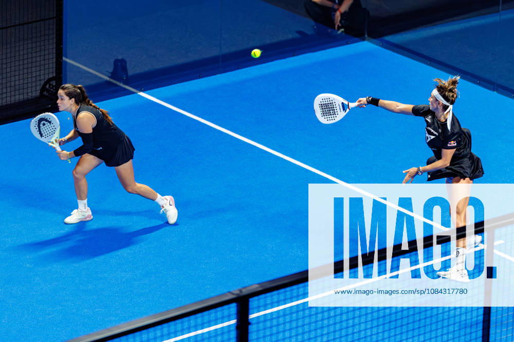 DÜSSELDORF, GERMANY - 10 OCTOBER 2026: Image shows Beatriz Gonzalez Fernandez (ESP) and Paula Josemaria Martin (ESP) during CUPRA Germany Premier Padel P2 2026 Day 7: Semifinals at CASTELLO Düsseldorf on 10 10 2026 in Düsseldorf, Germany. Germany