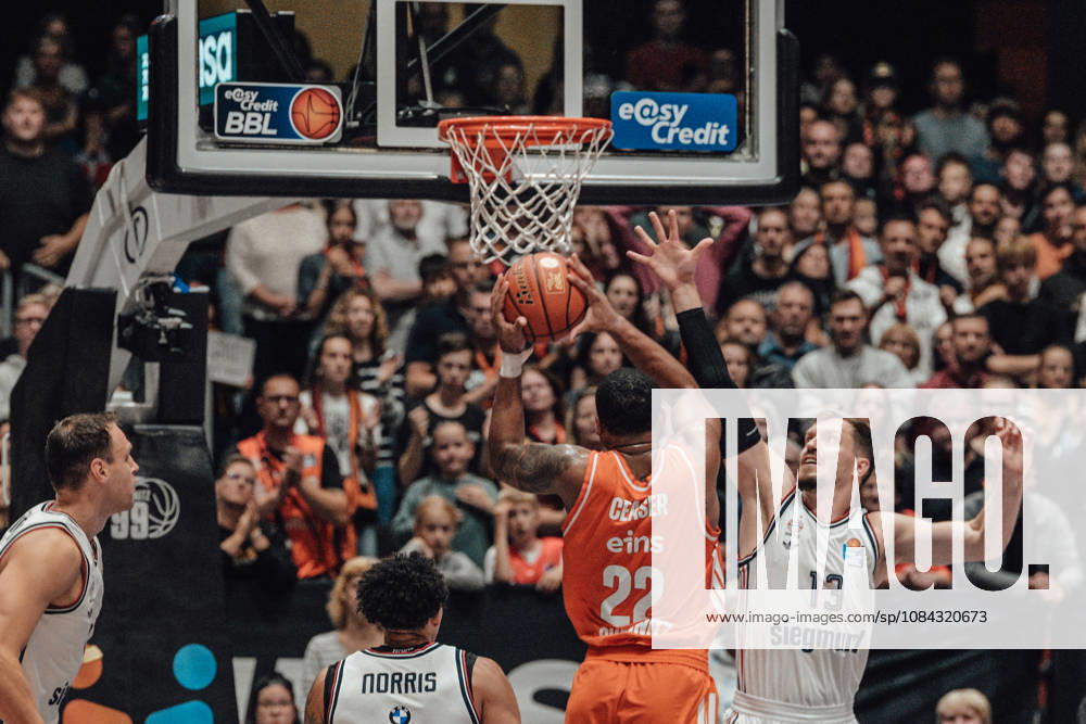 EasyCredit Basketball Bundesliga, Matchday 5, Niners Chemnitz vs. Bayern Munich, October 10, 2026, starting at 4:00 p.m., Chemnitz, Chemnitz Arena. Pictured: Miles Norris, 22 Nighaeal Ceaser, 13 Andreas Obst easyCredit Basketball Bundesliga, Matchday 5, Niners Chemnitz vs. Bayern Munich, Chemnitz, Saxony, Germany