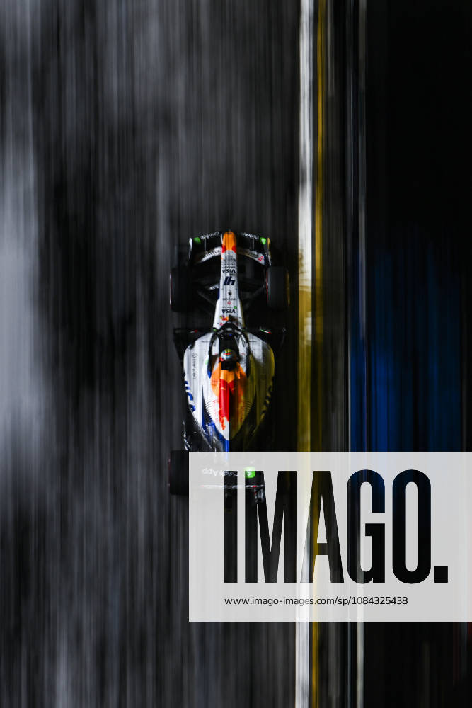 F1 - SINGAPORE GRAND PRIX 2026 41 LINDBLAD Arvid (gbr), Visa Cash App RB F1 Team VCARB03, action during the 2026 Formula 1 Singapore Grand Prix, 17th round of the 2026 Formula One World Championship, WM, Weltmeisterschaft from October 9 to 11, 2026 on the Marina Bay Street Circuit, in Singapore, Singapore - SingaporeSingapore