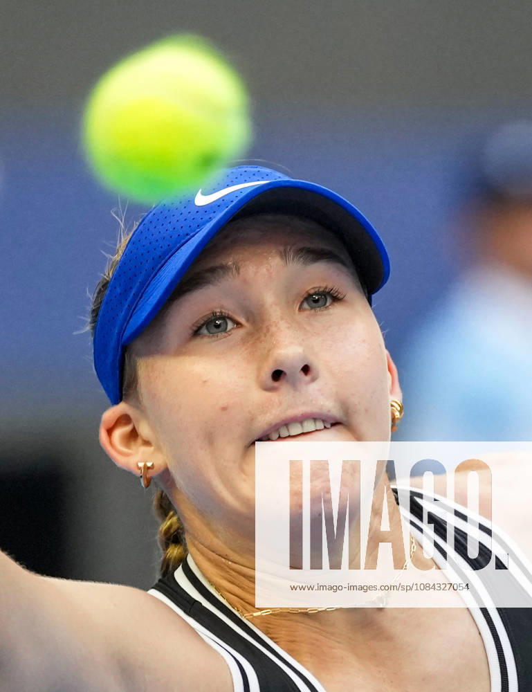 (261010) -- BEIJING, Oct. 10, 2026 -- Mirra Andreeva of Russia hits a return during the women s singles semifinal match against Nikola Bartunkova of the Czech Republic at 2026 China Open tennis tournament in Beijing, China, Oct. 10, 2026. ) (SP)CHINA-BEIJING-TENNIS-CHINA OPEN-WOMEN S SINGLES-SEMIFINAL (CN) SunxFei