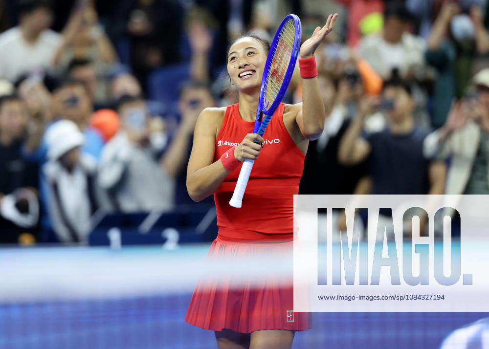 (261010) -- BEIJING, Oct. 10, 2026 -- Zheng Qinwen celebrates after the women s singles semifinal between Zheng Qinwen of China and Elise Mertens of Belgium at 2026 China Open tennis tournament in Beijing, China, Oct. 10, 2026. ) (SP)CHINA-BEIJING-TENNIS-CHINA OPEN-WOMEN S SINGLES-SEMIFINAL (CN) ZhangxChenlin