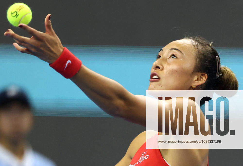 (261010) -- BEIJING, Oct. 10, 2026 -- Zheng Qinwen serves during the women s singles semifinal between Zheng Qinwen of China and Elise Mertens of Belgium at 2026 China Open tennis tournament in Beijing, China, Oct. 10, 2026. ) (SP)CHINA-BEIJING-TENNIS-CHINA OPEN-WOMEN S SINGLES-SEMIFINAL (CN) ZhangxChenlin