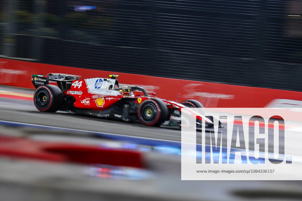 2026 Formula 1 Singapore Grand Prix SINGAPORE - OCTOBER 10: Ferrari s driver Lewis Hamilton during the Qualifying Session at the Formula One Grand Prix of Singapore, at the Marina Bay Street Circuit in Singapore, on October 10, 2026. Daniel Ceng Anadolu Singapore Singapore. Editorial use only. Please get in touch for any other usage.