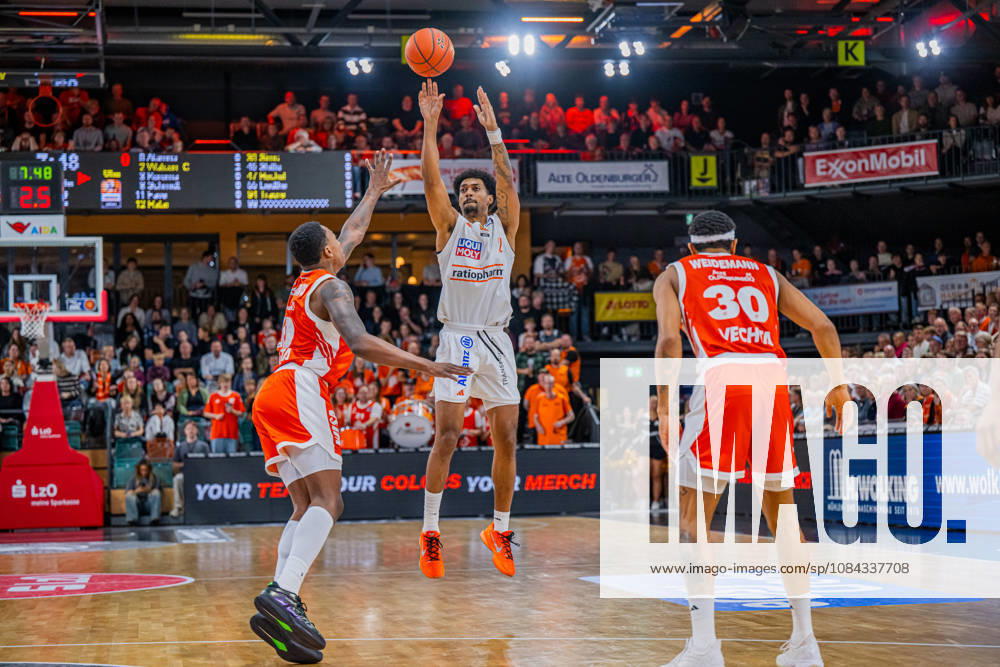 1st Basketball Bundesliga, easyCredit BBL, 2026–2027 Season, Men s Division, Regular Season, Matchday 5, October 10, 2026, RASTA Vechta, ratiopharm Ulm, Ibi Watson 2, ratiopharm Ulm taking a jump shot at the RASTA Dome in Vechta, Lower Saxony, Germany
