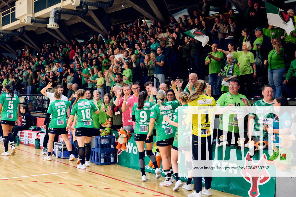 Fuechse Berlin celebrate a draw, GER, Women s Handball Bundesliga 2, Fuechse Berlin vs. SG Nürtingen-Zizishausen, 2026–27 season, Matchday 5, October 10, 2026, GER, Women’s Handball Bundesliga 2, Füchse Berlin vs. SG Nürtingen-Zizishausen, 2026–27 season, Matchday 5, October 10, 2026, Berlin