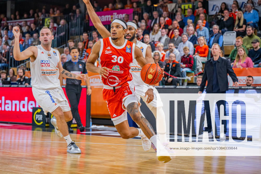 1st Basketball Bundesliga, easyCredit BBL, 2026–2027 Season, Men s Division, Regular Season, Matchday 5, October 10, 2026, RASTA Vechta vs. ratiopharm Ulm, Nelson Weidemann 30, RASTA Vechta in action, Vechta, RASTA Dome, Lower Saxony, Germany