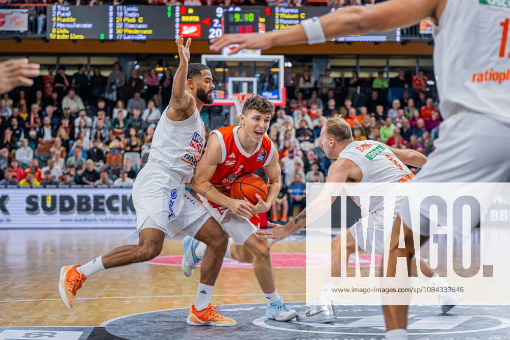 1 Basketball Bundesliga, easyCredit BBL, 2026–2027 Season, Men s Division, Regular Season, Matchday 5, October 10, 2026, RASTA Vechta vs. ratiopharm Ulm, Dominik Dolic 8, RASTA Vechta in action, Vechta, RASTA Dome, Lower Saxony, Germany