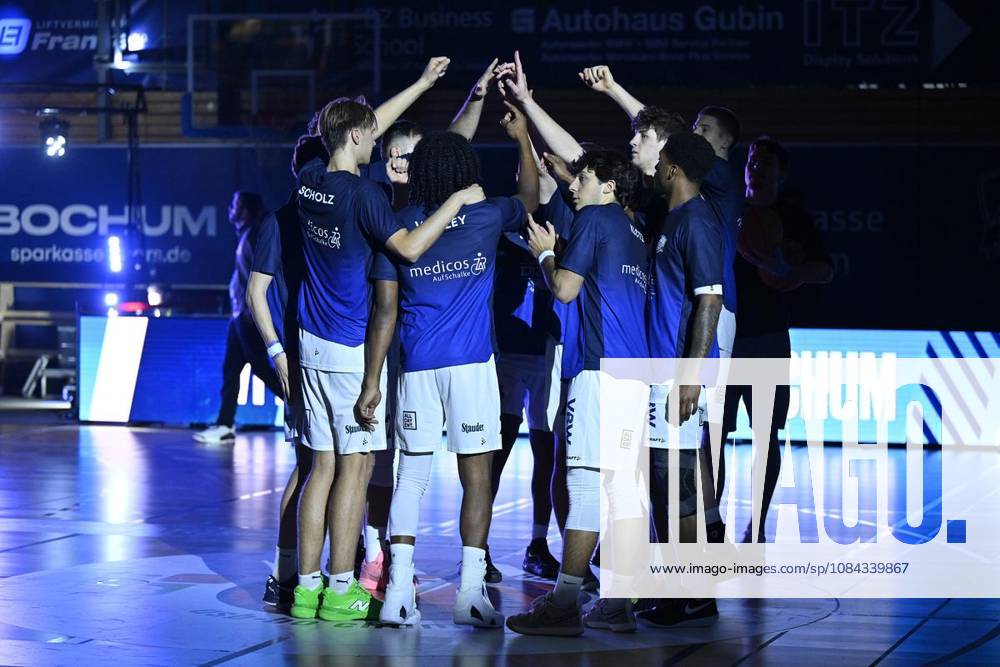 Basketball 2nd Bundesliga ProA VfL Sparkassen Stars Bochum vs. BG Göttingen ** FOR ** **VfL Sparkassen Stars Bochum, in blue and white, will play against BG Göttingen, in purple, on Saturday, October 10, 2026, in the Basketball 2 Bundesliga ProA at the Rundsporthalle in Bochum, Germany (North Rhine-Westphalia), Bochum. Copyright VladimirxWegener