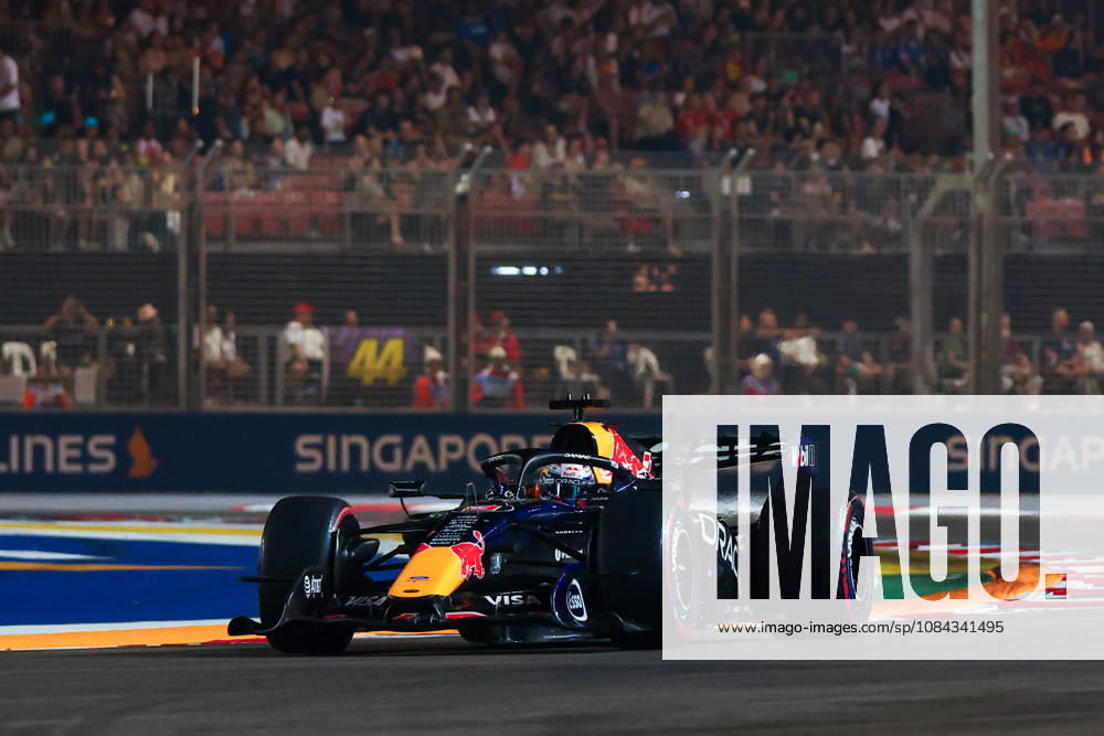 Formula 1 Singapore Grand Prix SINGAPORE - OCTOBER 10: Red Bull s driver Max Verstappen during the Qualifying Session at the Formula One Grand Prix of Singapore, at the Marina Bay Street Circuit in Singapore, on October 10, 2026. Daniel Ceng Anadolu Singapore Singapore. Editorial use only. Please get in touch for any other usage.