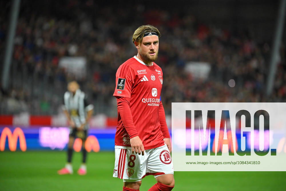 Stade Brestois 29 v Angers SCO - Ligue 1 McDonald s 2026 2027 Hugo MAGNETTI of Stade Brestois 29 during Ligue 1 McDonald s match between Brest and Angers at Stade Francis-Le Ble on October 10, 2026 in Brest, France. Brest France