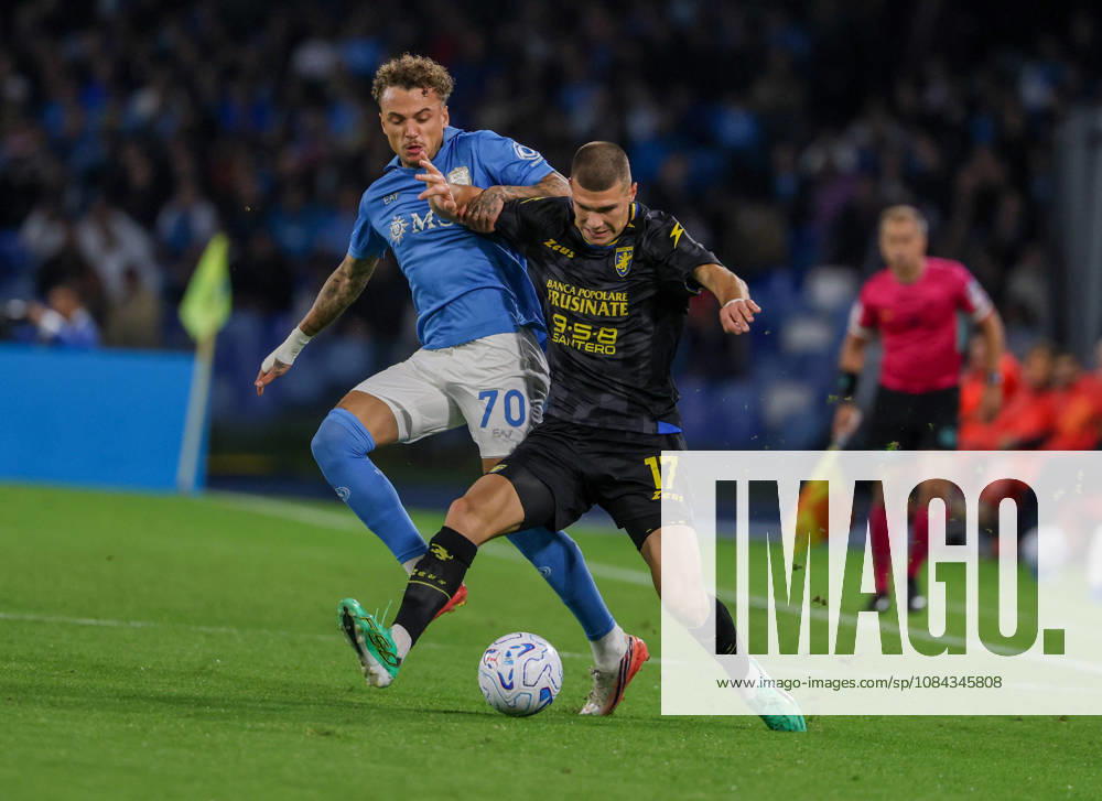 Noa Lang of SSC Napoli Giorgio Kvernadze of FC Frosinone during the 2026 27 Serie A match between SSC Napoli and FC Frosinone, played on October 10, 2026, at the Stadio Diego Armando Maradona in Naples Serie A Football Match Ã¢â‚¬ 2026 27 Season: Napoli Vs. Frosinone - ZUMAs236 20261010_aap_s236_039