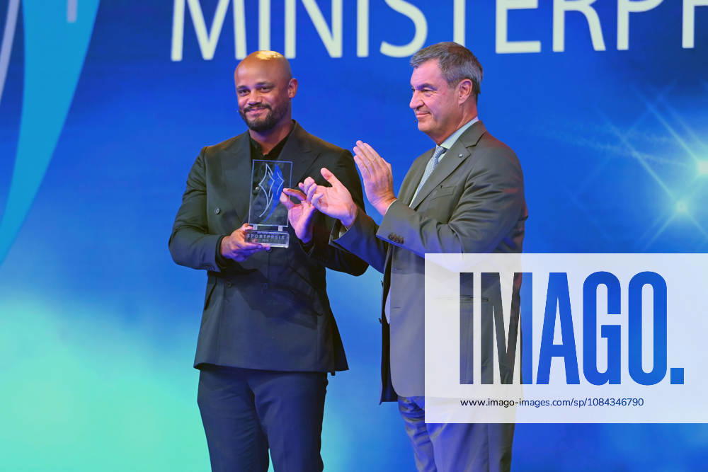 Coach Vincent KOMPANY of Bayern Munich receives the Honorary Award from Bavarian Minister-President Markus SOEDER at the 2026 Bavarian Sports Awards at BMW Welt, Red Carpet, on October 10, 2026