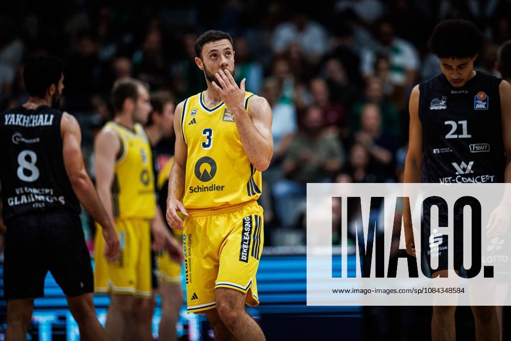 Jordan Ford, Alba Berlin, grief, disappointment, emotions; Vet Concept Gladiators Trier vs. Alba Berlin, basketball, easyCredit BBL, Matchday 5, 2026–2027 season, October 10, 2026 Vet Concept Gladiators Trier vs. Alba Berlin, Basketball, easyCredit BBL, Matchday 5, 2026–2027 Season