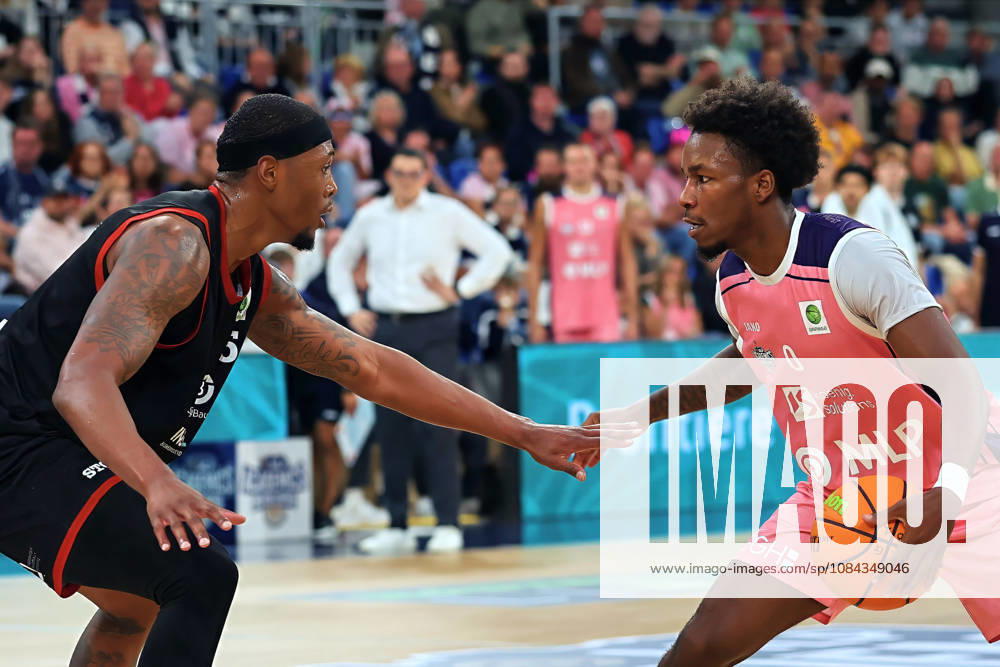 V li Kyndahl Huegel SBB Baskets Wolmirstedt, 5, Chuck Harris MLP Academics Heidelberg, 0 GER BBL MLP Academics Heidelberg SBB Baskets Wolmirstedt Basketball Barmer 2 Basketball Bundesliga ProA Matchday 4, 2026–2027 Season, October 10, 2026 GER MLP Academics Heidelberg SBB Baskets Wolmirstedt, Basketball Barmer 2 Basketball Bundesliga ProA Matchday 4, 2026–2027 Season, October 10, 2026, Heidelberg