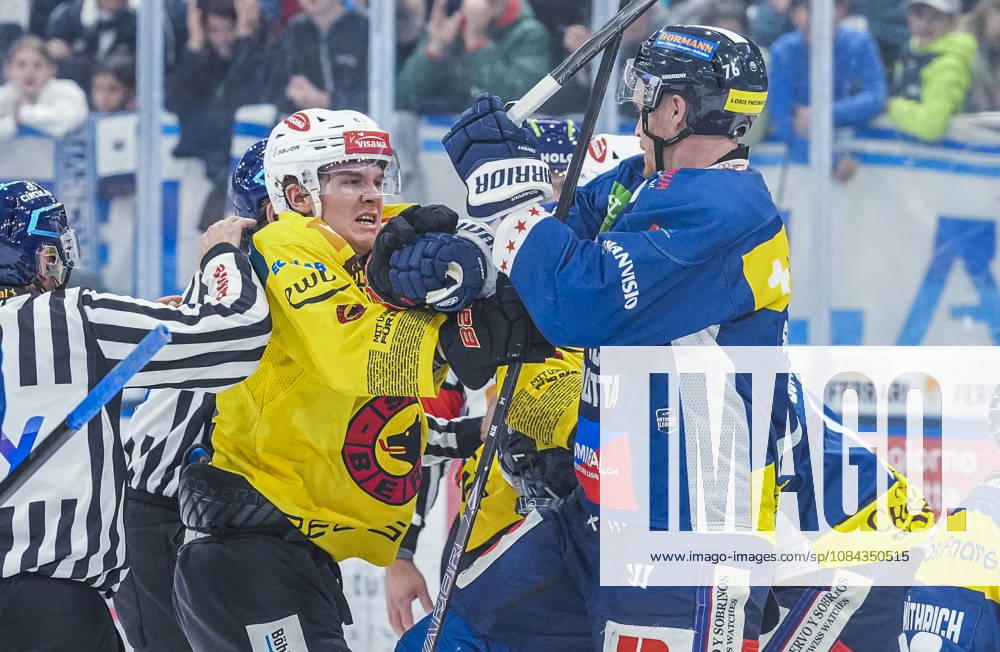 Quinto, Gottardo Arena, NL: HC Ambri Piotta vs. SC Bern 64 Mats Alge (Bern) vs. 76 Nathan Schnarr (Ambri) Quinto, Gottardo Arena, Ticino, Switzerland