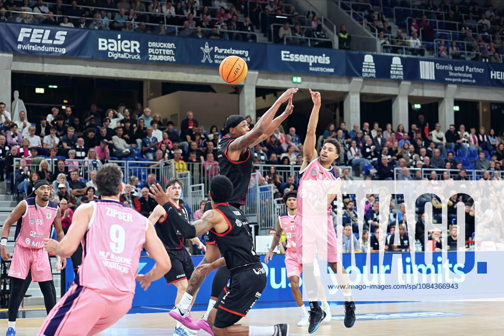 Kevin McClain, MLP Academics Heidelberg, 03 shoots the ball GER BBL MLP Academics Heidelberg SBB Baskets Wolmirstedt Basketball Barmer 2 Basketball Bundesliga ProA Matchday 4 Season 2026–2027 October 10, 2026 GER MLP Academics Heidelberg SBB Baskets Wolmirstedt, Basketball Barmer 2 Basketball Bundesliga ProA Matchday 4, 2026–2027 season, October 10, 2026, Heidelberg
