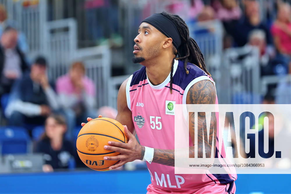 Frank Champion, MLP Academics Heidelberg, 55 Free throw attempt GER BBL MLP Academics Heidelberg SBB Baskets Wolmirstedt Basketball Barmer 2 Basketball Bundesliga ProA Matchday 4, 2026–2027 season, October 10, 2026 GER MLP Academics Heidelberg SBB Baskets Wolmirstedt, Basketball Barmer 2 Basketball Bundesliga ProA, Matchday 4, 2026–2027 Season, October 10, 2026, Heidelberg