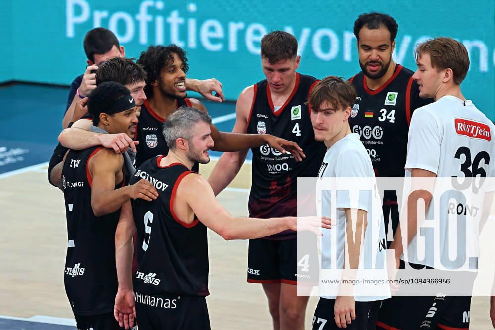 Alieu Ceesay, SBB Baskets Wolmirstedt, 28, laughing, smiling, in a good mood, grinning, grinning with his teammates during the post-game celebration after winning the match GER BBL MLP Academics Heidelberg SBB Baskets Wolmirstedt Basketball Barmer 2 Basketball Bundesliga ProA Matchday 4, 2026–2027 Season, October 10, 2026 GER MLP Academics Heidelberg SBB Baskets Wolmirstedt, Basketball Barmer 2 Basketball Bundesliga ProA, Matchday 4, 2026–2027 season, October 10, 2026, Heidelberg
