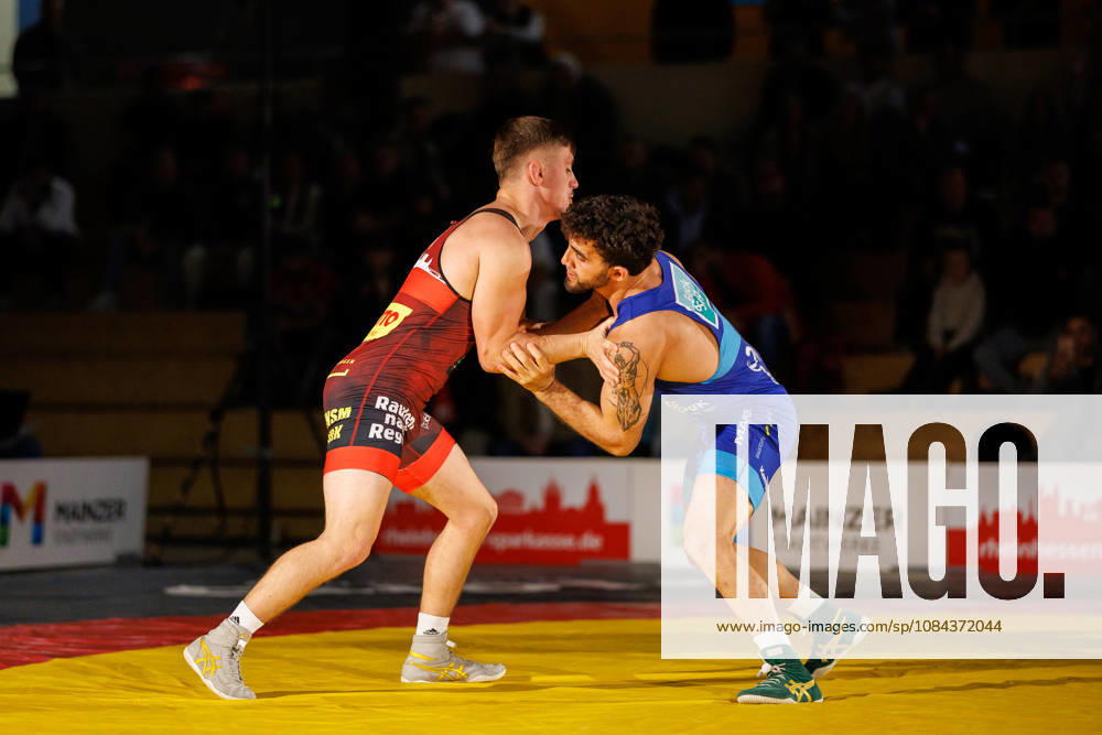 DRB BIRTAT Bundesliga, Day 6 of Competition, ASV Mainz 88 vs. KG Baienfurt Ravensburg, Mainz, October 10, 2026 Match between Calvin Stiller (red), ASV Mainz 88, and Rashad Orujevi (blue), KG Baienfurt Ravensburg, 66 kg Greco-Roman style, DRB BIRTAT Bundesliga, Day 6 of competition, ASV Mainz 88 vs. KG Baienfurt Ravensburg, Sporthalle am Großen Sand, Mainz
