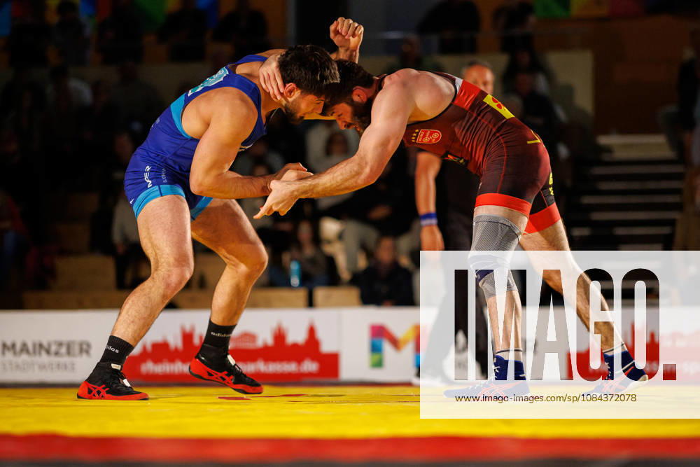 DRB BIRTAT Bundesliga, Day 6 of Competition, ASV Mainz 88 vs. KG Baienfurt Ravensburg, Mainz, October 10, 2026 Match between Malik Shavaev (red), ASV Mainz 88, and Radu Lefter (blue), KG Baienfurt Ravensburg, 98 kg freestyle, DRB BIRTAT Bundesliga, Day 6 of competition, ASV Mainz 88 vs. KG Baienfurt Ravensburg, Sporthalle am Großen Sand, Mainz