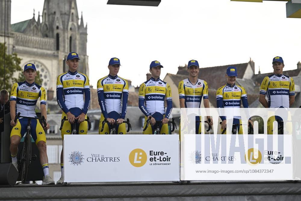 Paris Tours 2026 Cycling Race TOURS, FRANCE - OCTOBER 11 : last race for team Flanders - Baloise during the 120th edition of Paris Tours an UCI ProSeries 1.Pro one day cycling road race for Men Elite of 216.2 km with start in Chartres and finish in Tours on October 11, 2026 in Tours, France, 11 10 2026 ( Motordriver Guy De Vuyst - Tours France