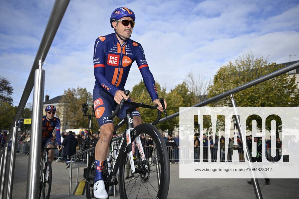 Paris Tours 2026 Cycling Race TOURS, FRANCE - OCTOBER 11 : Degenkolb John (GER) of Team Picnic PostNL during the 120th edition of Paris Tours an UCI ProSeries 1.Pro one day cycling road race for Men Elite of 216.2 km with start in Chartres and finish in Tours on October 11, 2026 in Tours, France, 11 10 2026 ( Motordriver Guy De Vuyst - Tours France