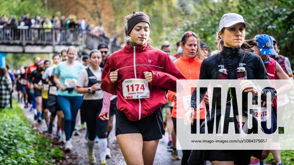 Marathon at Lake Baldeney in Essen ** FOR ** **On Sunday morning, October 11, 2026, approximately 1,800 runners will set out on a course of just over 18 kilometers around the lake as part of the supporting program for the Baldeneysee Marathon. Germany NRW Essen Copyright MartinxMöller