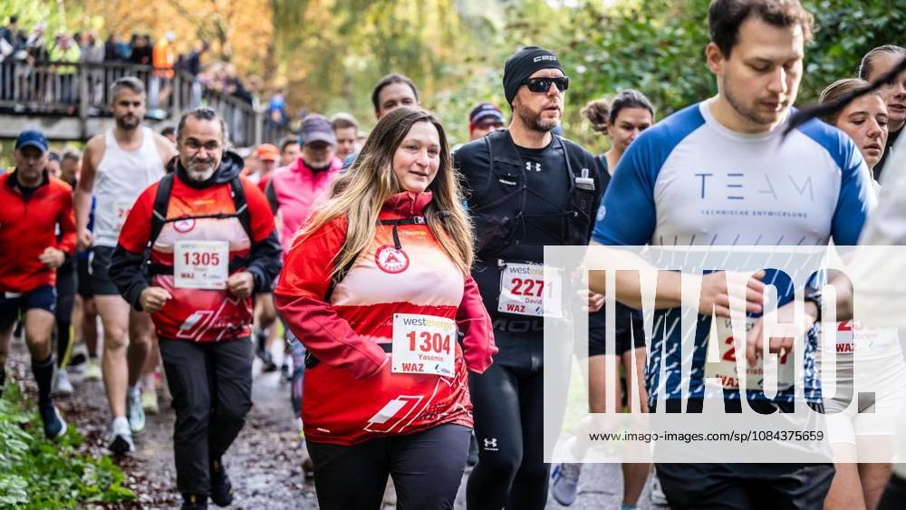 Marathon at Lake Baldeney in Essen ** FOR ** **On Sunday morning, October 11, 2026, approximately 1,800 runners will set out on a course of just over 18 kilometers around the lake as part of the supporting program for the Baldeneysee Marathon. Germany NRW Essen Copyright MartinxMöller