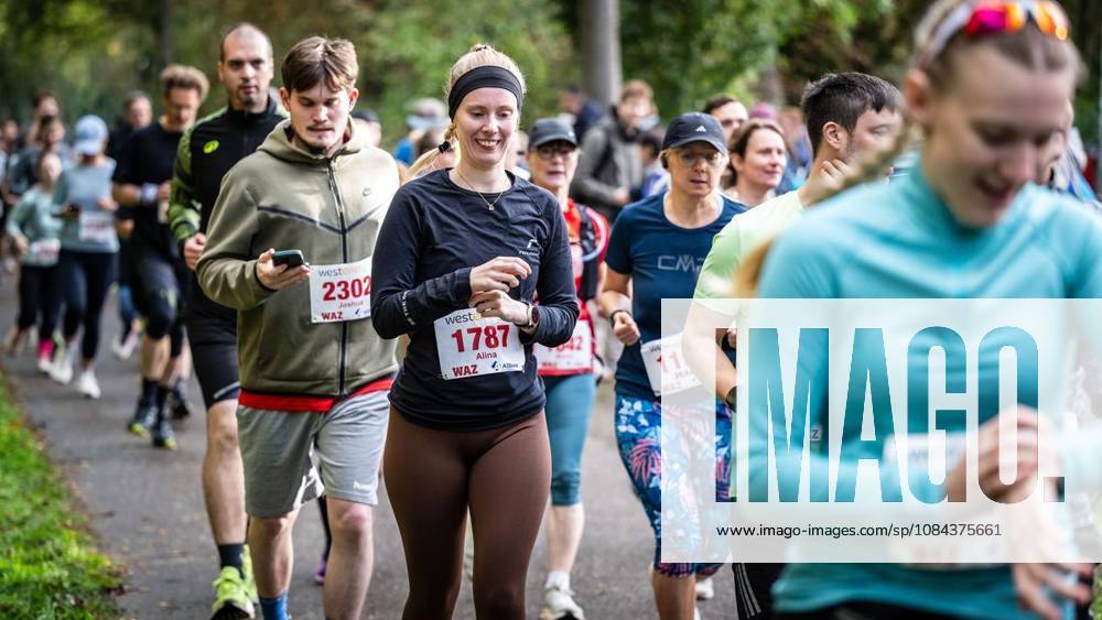 Marathon at Lake Baldeney in Essen ** FOR ** **On Sunday morning, October 11, 2026, approximately 1,800 runners will set out on a course of just over 18 kilometers around the lake as part of the supporting program for the Baldeneysee Marathon. Germany NRW Essen Copyright MartinxMöller
