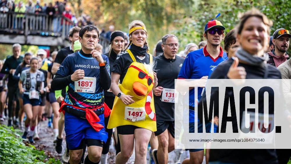 Marathon at Lake Baldeney in Essen ** FOR ** **On Sunday morning, October 11, 2026, approximately 1,800 runners will set out on a course of just over 18 kilometers around the lake as part of the supporting program for the Baldeneysee Marathon. Germany NRW Essen Copyright MartinxMöller