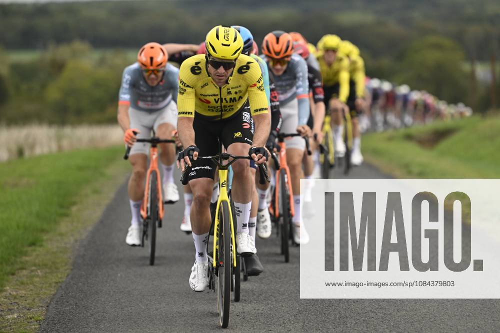 Paris Tours 2026 Cycling Race TOURS, FRANCE - OCTOBER 11 : Affini Edoardo (ITA) of Team Visma I Lease a Bike leading the peloton during the 120th edition of Paris Tours an UCI ProSeries 1.Pro one day cycling road race for Men Elite of 216.2 km with start in Chartres and finish in Tours on October 11, 2026 in Tours, France, 11 10 2026 ( Motordriver Guy De Vuyst - Tours France