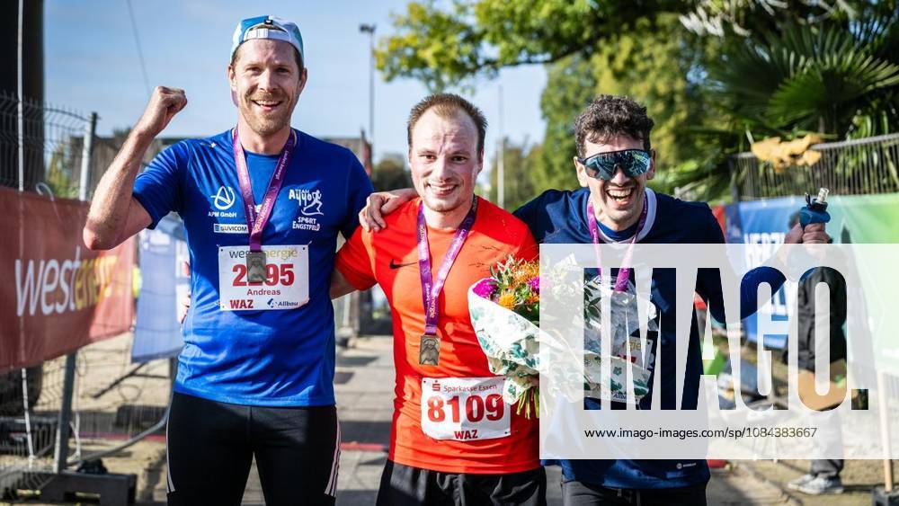 Marathon at Lake Baldeney in Essen ** FOR ** **On Sunday morning, October 11, 2026, approximately 1,800 runners will set out on a course of just over 18 kilometers around the lake as part of the supporting program for the marathon at Lake Baldeney. Germany NRW Essen Copyright MartinxMöller