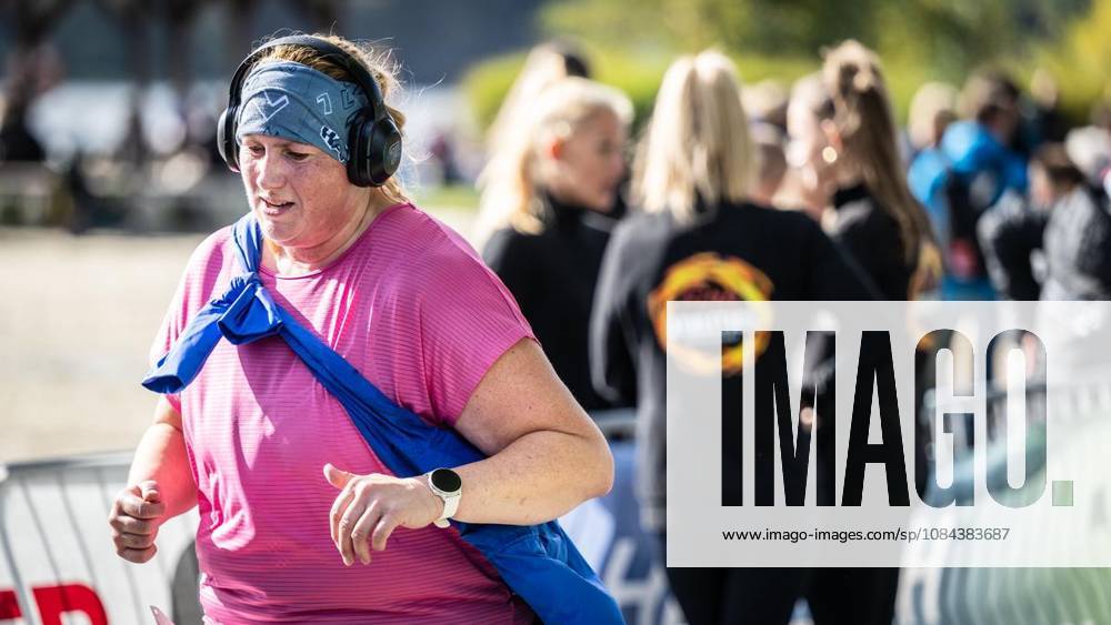 Marathon at Lake Baldeney in Essen ** FOR ** **On Sunday morning, October 11, 2026, approximately 1,800 runners will set out on a course of just over 18 kilometers around the lake as part of the supporting program for the marathon at Lake Baldeney. Germany NRW Essen Copyright MartinxMöller