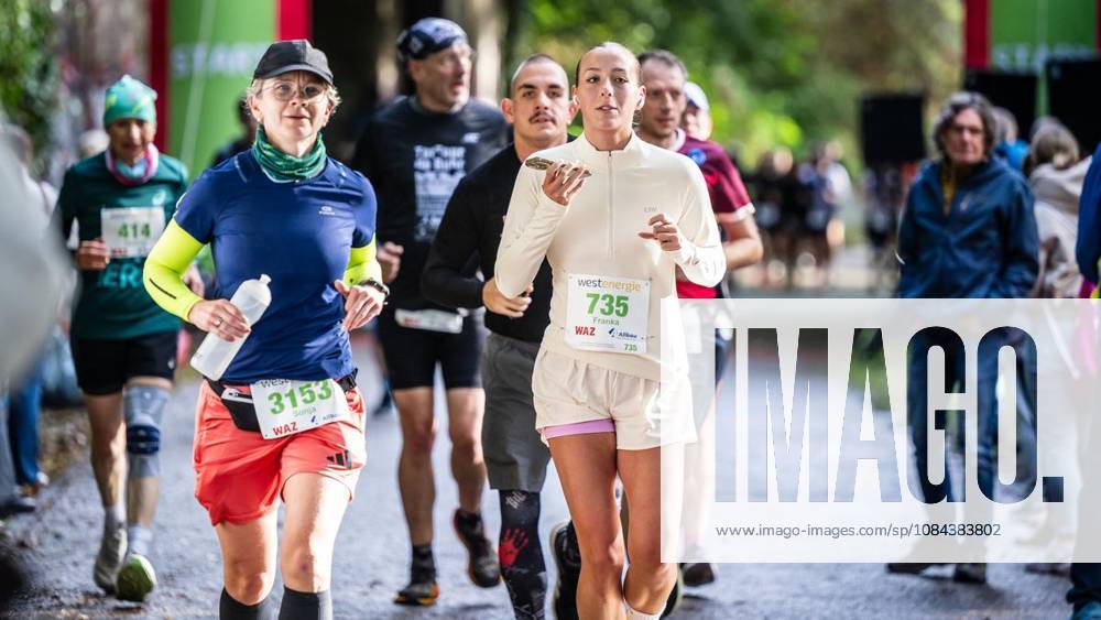 Marathon at Lake Baldeney in Essen ** FOR ** **On Sunday morning, October 11, 2026, approximately 1,200 runners will set out on a two-lap course around Lake Baldeney during the Lake Baldeney Marathon. Germany, North Rhine-Westphalia, Essen. Copyright MartinxMöller