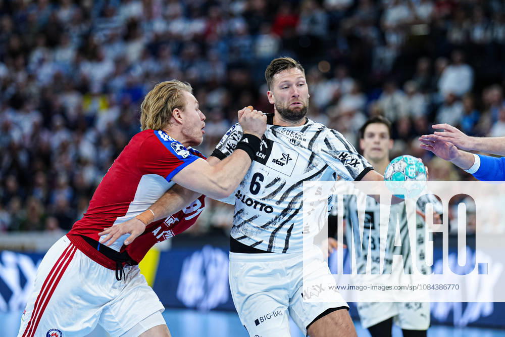 Martin Hovde, Handball Club Hamburg, 81; Harald Reinkind, THW Kiel, 06 GER; THW Kiel vs. Handball Club Hamburg, Handball, 1st Bundesliga, Matchday 8, 2026–2027 Season, October 11, 2026 GER, THW Kiel vs. Handball Club Hamburg, Handball, 1st Bundesliga, Matchday 8, 2026–2027 Season, October 11, 2026 Kiel