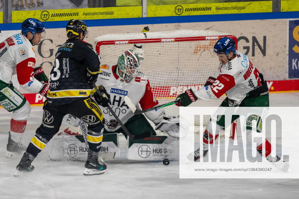 Chaos in front of the net by Tobias Ancicka, Augsburger Panther; 45 Krefeld Pinguine vs. Augsburger Panther, ice hockey, Penny DEL, Matchday 8, 2026–2027 season, October 11, 2026, Krefeld Pinguine vs. Augsburger Panther, ice hockey, Penny DEL, Matchday 8, 2026–2027 season, October 11, 2026, Krefeld