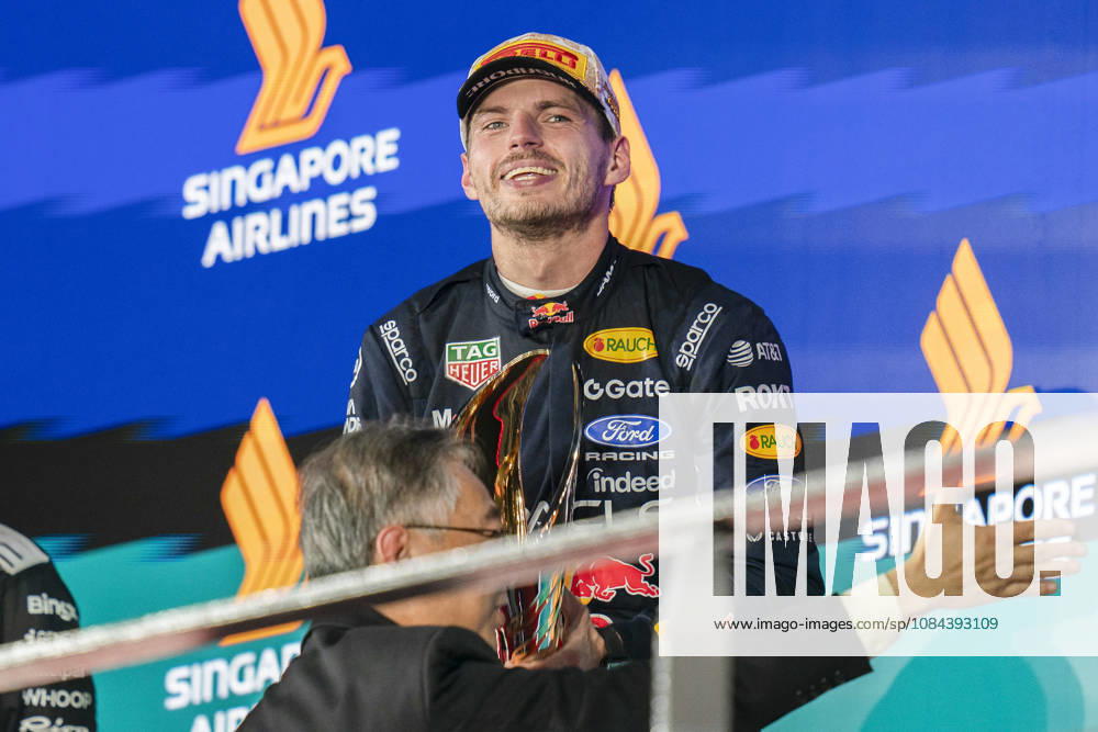 FORMULA 1 SINGAPORE AIRLINES SINGAPORE GRAND PRIX 2026 Max Verstappen (NED) 3 Red Bull Racing celebrates on the podium after winning the race during the Formula 1 Singapore Airlines Singapore Grand Prix 2026, Round 17 of the 2026 Formula 1 World Championship, WM, Weltmeisterschaft from 9th - 11th October 2026 at the Marina Bay Street Circuit, Singapore. Credit: Robbie Hoad Every Second Media Editorial use only. All images are copyright Every Second Media Limited. No images may be reproduced without prior permission.