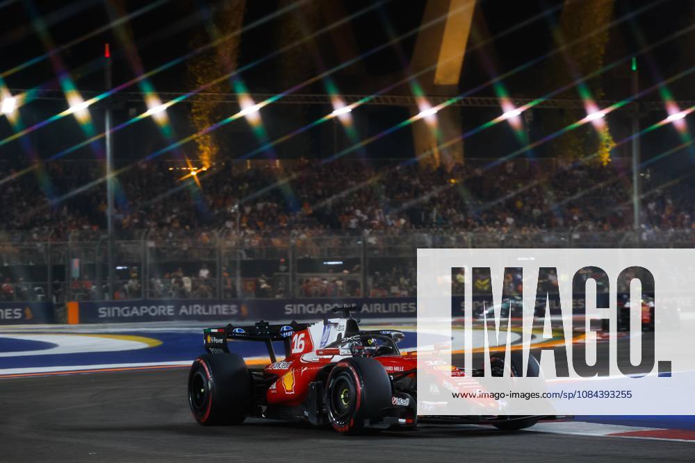 16 LECLERC Charles mco, Scuderia Ferrari SF 26, action Singapore 2026 81 PIASTRI Oscar aus, McLaren F1 Team MCL40, action 01 NORRIS Lando gbr, McLaren F1 Team MCL40, action Singapore 2026 Singapore
