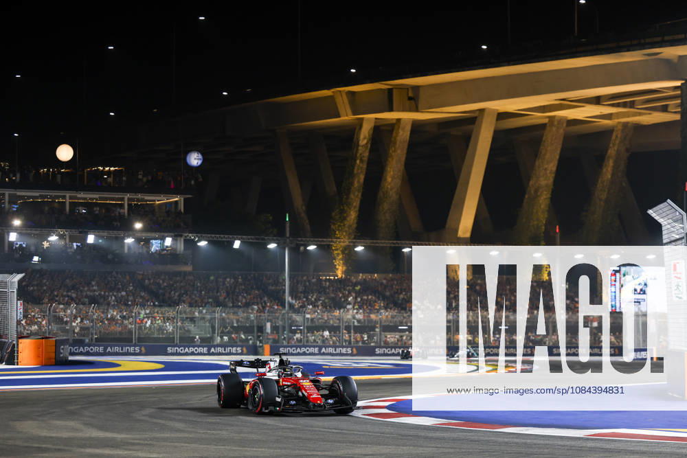 F1 - SINGAPORE GRAND PRIX 2026 16 LECLERC Charles (mco), Scuderia Ferrari SF-26, action during the 2026 Formula 1 Singapore Grand Prix, 17th round of the 2026 Formula One World Championship, WM, Weltmeisterschaft from October 9 to 11, 2026 on the Marina Bay Street Circuit, in Singapore, Singapore - SingaporeSingapore