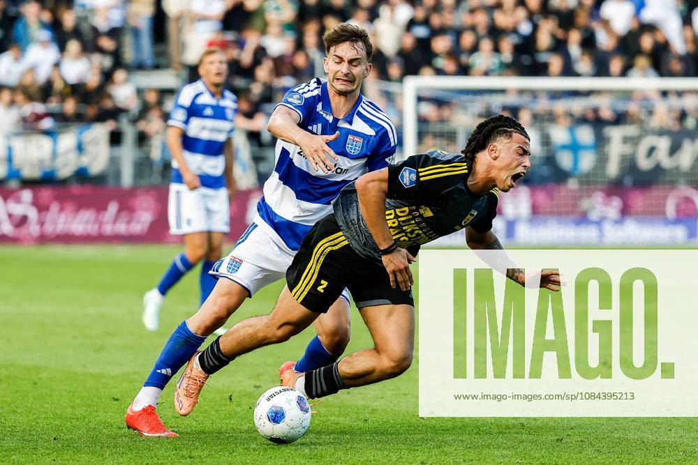 ZWOLLE - Tobias Sommer of PEC Zwolle, David Bouah of SC Cambuur (lr) during the Dutch Eredivisie match between PEC Zwolle and Cambuur at the MAC3Park stadium on October 11, 2026 in Zwolle, the Netherlands. VINCENT JANNINK ANP Eredivisie 2026 27 ANPxSportx IVx 572139769 originalFilename: 572139769