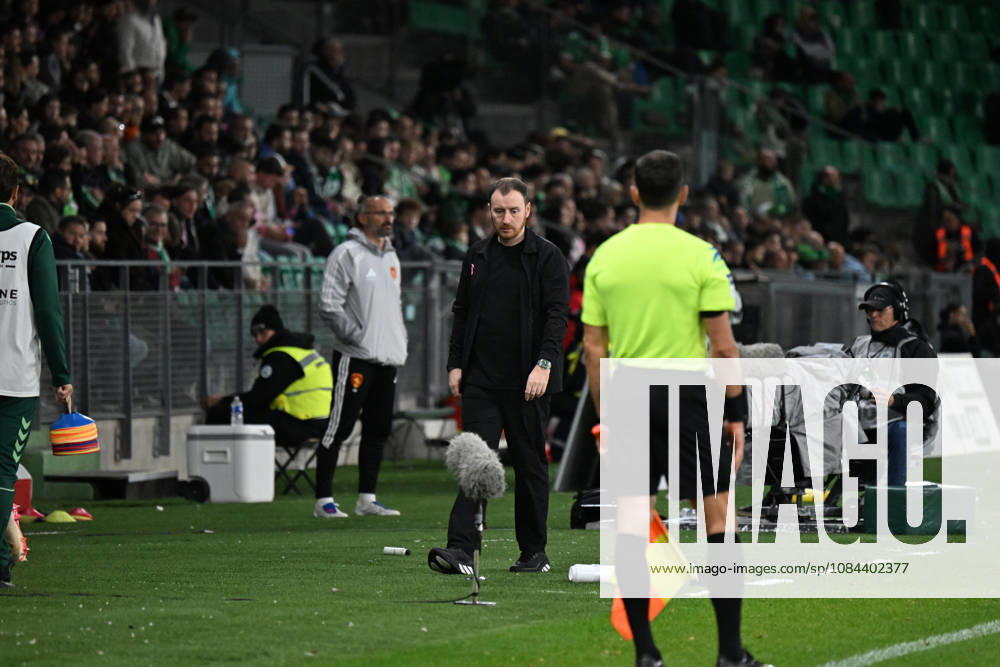 Footbal : AS Saint Etienne v RODEZ - ligue 2 - 10 10 2026 CATHRO Ian coach of Saint Etienne during the Ligue 2 BKT match between AS Saint-Etienne and RODEZ at Stade Geoffroy-Guichard Saint Etienne on October 10, 2026 in Saint-Etienne, France. SAINT ETIENNEFrance