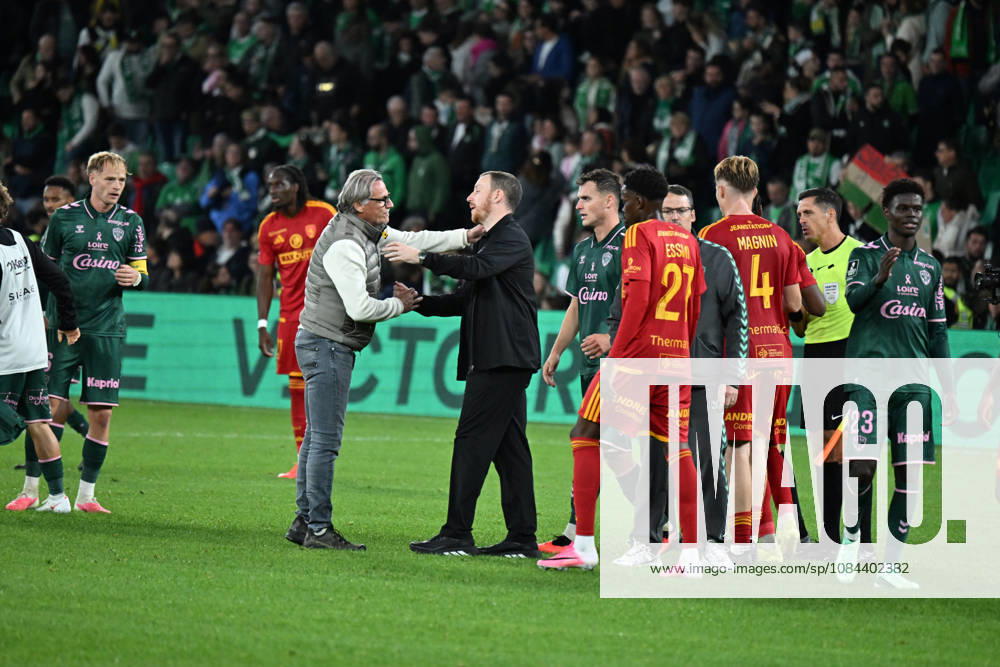 Footbal : AS Saint Etienne v RODEZ - ligue 2 - 10 10 2026 CATHRO Ian coach of Saint Etienne during the Ligue 2 BKT match between AS Saint-Etienne and RODEZ at Stade Geoffroy-Guichard Saint Etienne on October 10, 2026 in Saint-Etienne, France. SAINT ETIENNEFrance