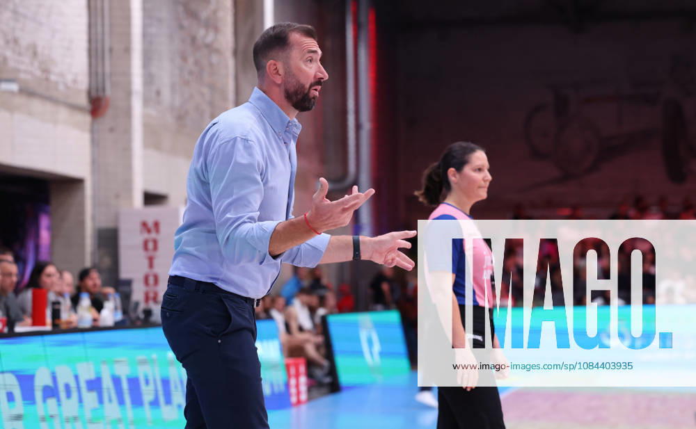Zoran Kukic, RheinStars Cologne Coach (GER), RheinStars Cologne vs. Eisbären Bremerhaven, Basketball, ProA, Matchday 4, 2026–2027 Season, October 11, 2026 GER, RheinStars Cologne vs. Eisbären Bremerhaven, Basketball, ProA, Matchday 4, 2026–2027 Season, October 11, 2026 RheinStars Cologne