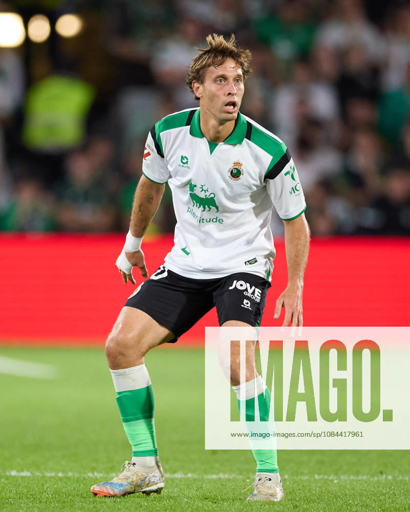 Sergio Canales of Real Racing Club de Santander looks on during the LaLiga EA Sports match between Real Racing Club de Santander and Valencia CF at Campos de de El Sardinero on October 11, 2026, in Santander, Spain. Real Racing Club De Santander V Valencia CF - LaLiga EA Sports - ZUMAa181 20261011_zaa_a181_363
