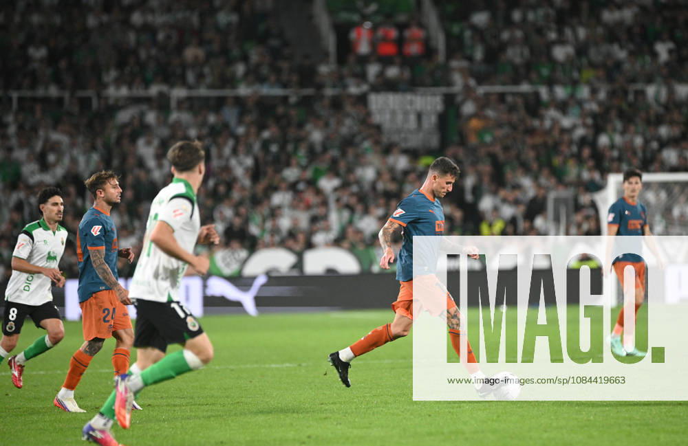 ESP LaLiga EA Sports: Racing Santander vs. Valencia CF — Dani Raba of Valencia CF during the LaLiga EA Sports match between Racing Santander and Valencia CF, played at Campos de Sport de El Sardinero Stadium in Cantabria on October 11, 2026, in Spain — Spain Soccer
